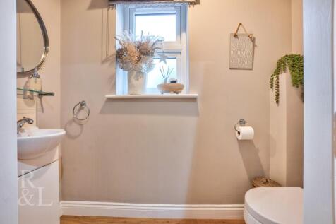 2B Mount Road (33).jpg