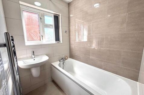 Howat Road, Keresley End, CV7 photo 5