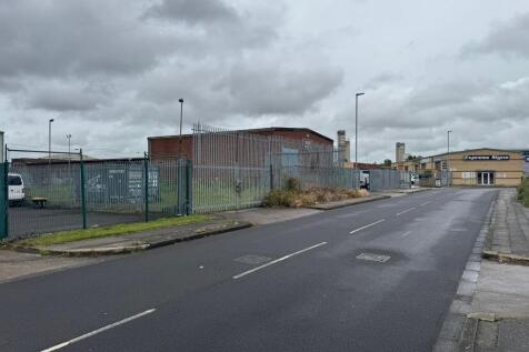 Land to rent Image 6