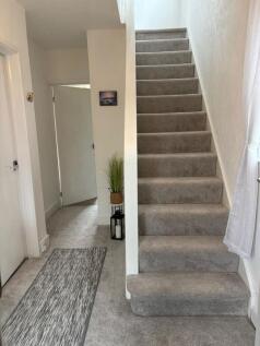 Entrace hallway 