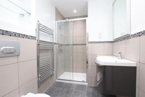 Shower room.JPG