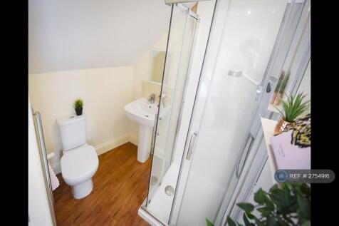 Attic Ensuite