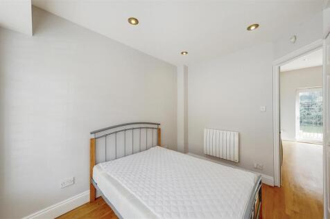 3 Royal Victor Place, Old Ford Road - yyoLacTqCcNO