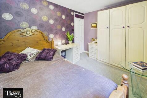 CAM02176G0-PR0671...