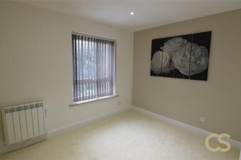 Premier Court, Eastfield Road, Enfield, Greater London, EN3 5UN photo 4