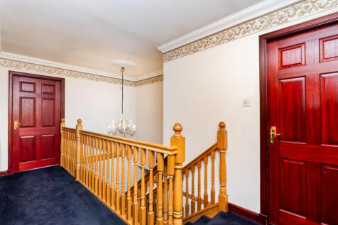 5 bed, 5 bath Detached in Glasgow - Photo 30