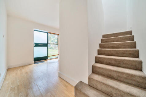 1331265-17-688210...