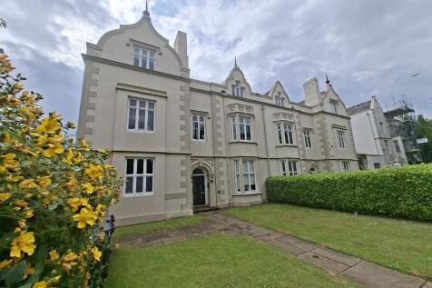 Flat 7, 7 Spencer Parade