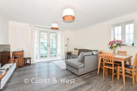 Kitchen/Lounge /Dining Room.