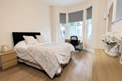 9 Leicester Street, Leamington Spa photo 4