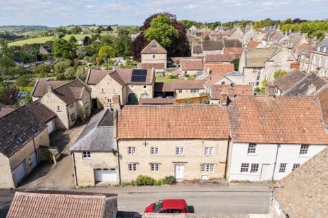 3 Sheepfair Lane, Marshfield SN14 8NA-1.jpg