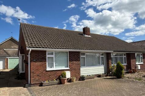 Frinton-on-sea, CO13 - property photo