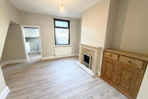 Derry Street, Barrow-In-Furness, LA14 photo 5