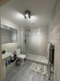Shower room.jpeg