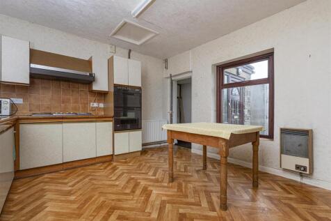 Bramleys Estate Agents - Leeds Road - Mirfield (2)