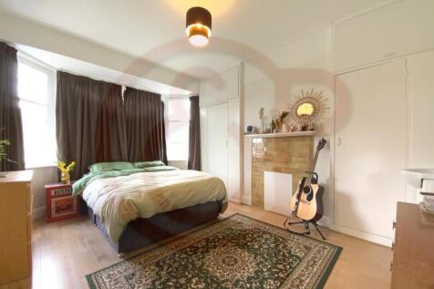 2nd bedroom 1.jpg