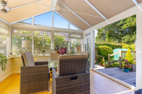 A12 - Broadhurst, South Milton - 260805
