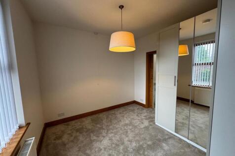Manor Street, Hartshead Moor, Cleckheaton , BD19 6lu photo 5