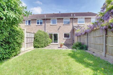 30 Swan Close 2.jpg