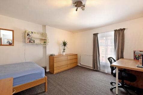 100 Milton Street, bedroom 9.jpg