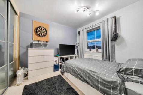 1388050-32-693b47d78b79a-ARW