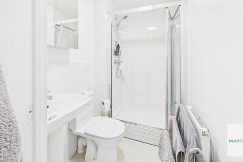 CAM03663G0-PR0220...