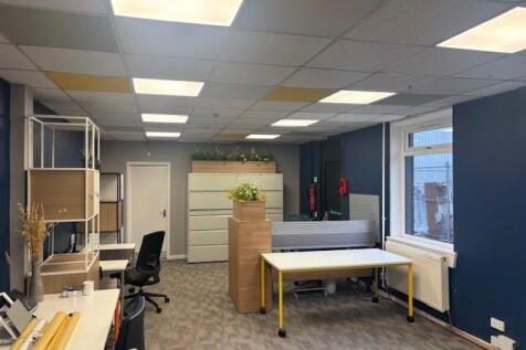 32 Viking Road 4.jpg