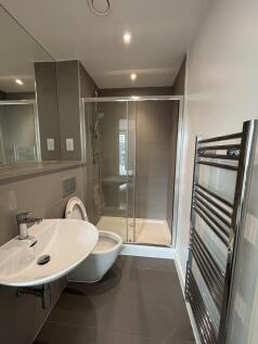 Bluebell Apartments, High Road, Wembley, Brent photo 5