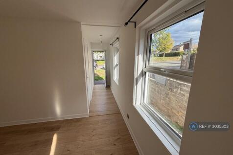Entrance Into Lounge