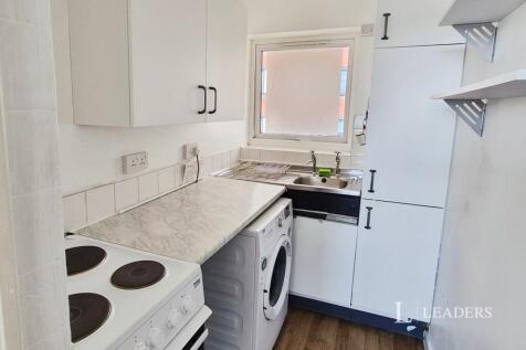 Upperton Road, Eastbourne, East Sussex, BN21 photo 5