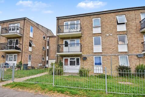 22 Coles Place, Chard, Somerset, TA20 2BA