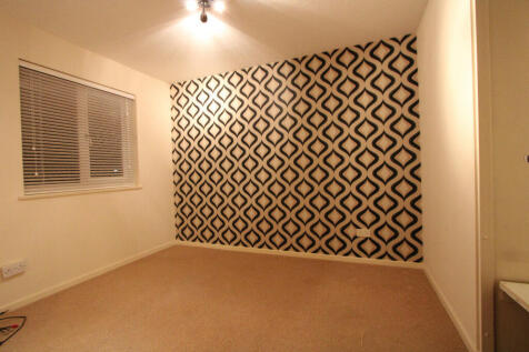 Tanglewood Way, Feltham, Hounslow photo 5