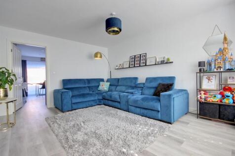 Bluebird Drive (5).jpg