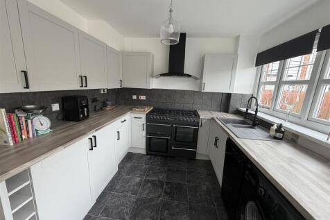 Miller Crescent, King Oswy, Hartlepool photo 5