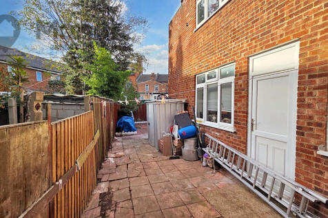 WhatsApp Image 2025-11-19 at 11.34.27 (1)