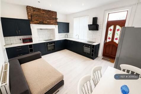 Communal Kitchen 