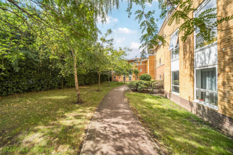 b57f5e3b-5c16-48b...