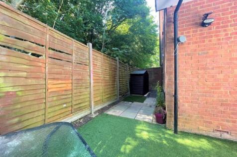 Shingle Close, Luton, LU3 photo 4