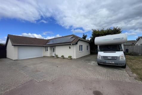 5 The Beachings Front