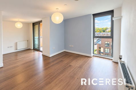 1-bed flat on Loampit Vale, Da Vinci Torre, SE13, £1,600/mo