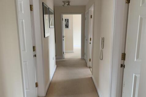 Gynsills Hall, Glenfield photo 3