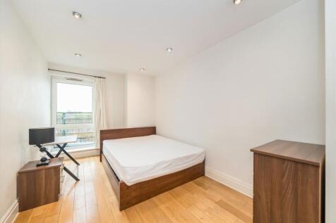 Beckford Close, Earls Court photo 4