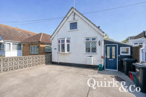 Clacton-on-sea, CO15 - property photo