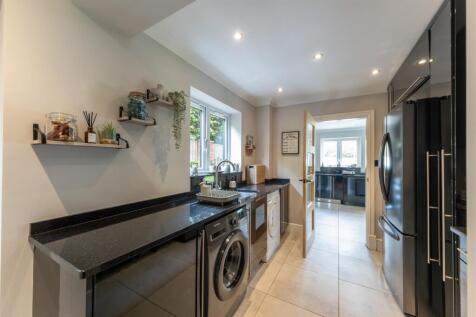 18 Royal Garden-028.jpg