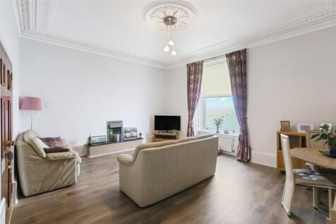 Living/Dining Area
