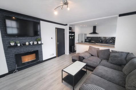 Lee-on-the-solent, PO12 - property photo