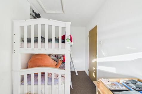 CAM02023G0-PR0186-STILL007