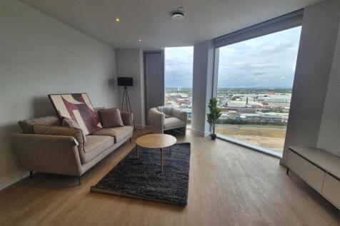 Open Plan Living and Dining Area