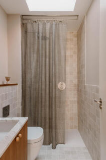 265912 - Stoke Newington High Street_Re-edits_H...