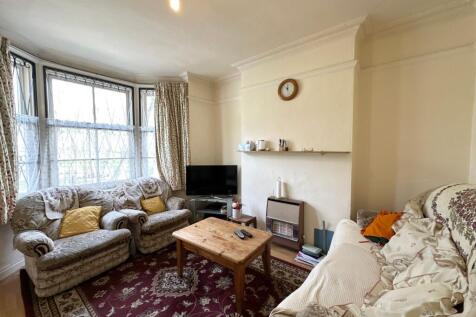 Living room 2